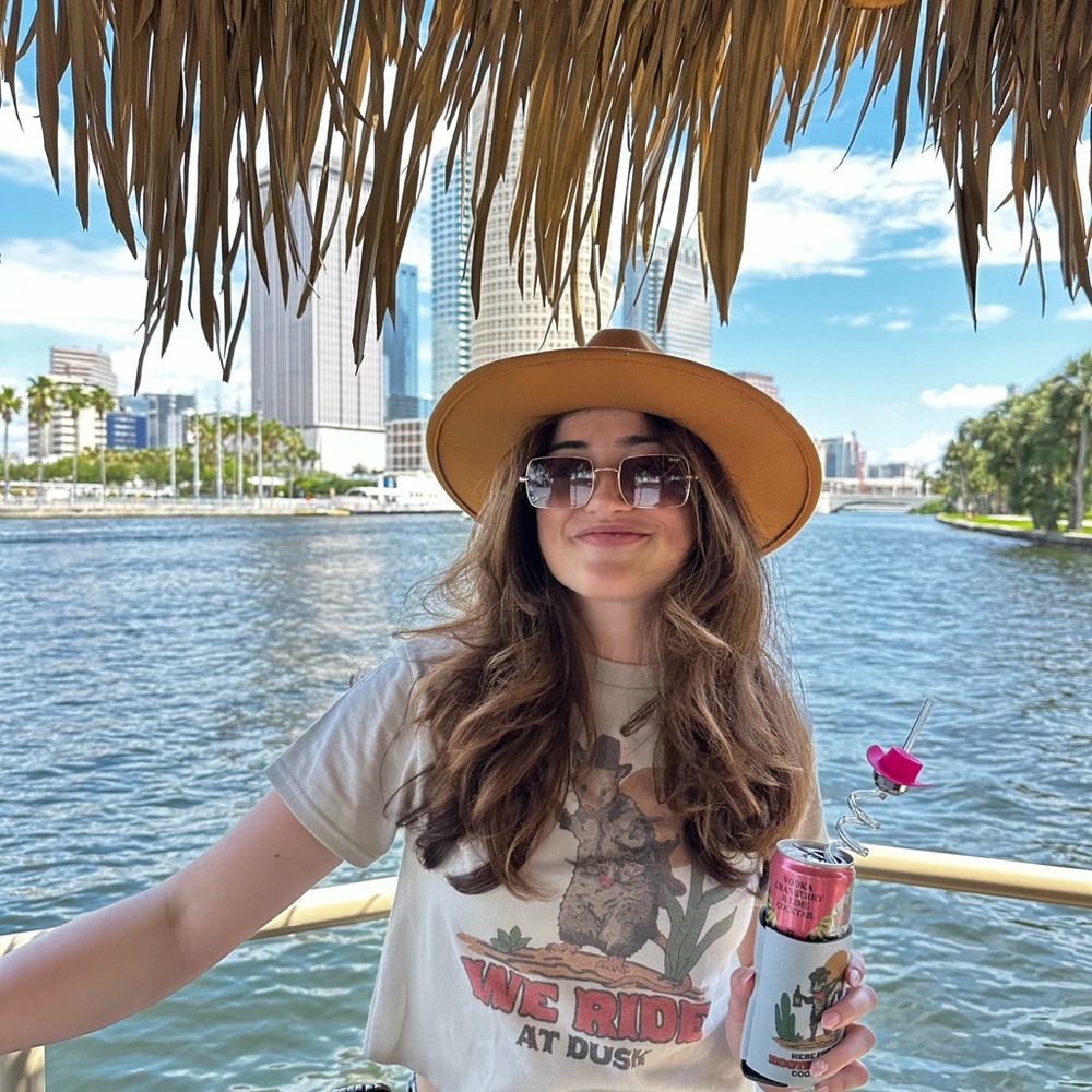 Meet your Posher, Ashton